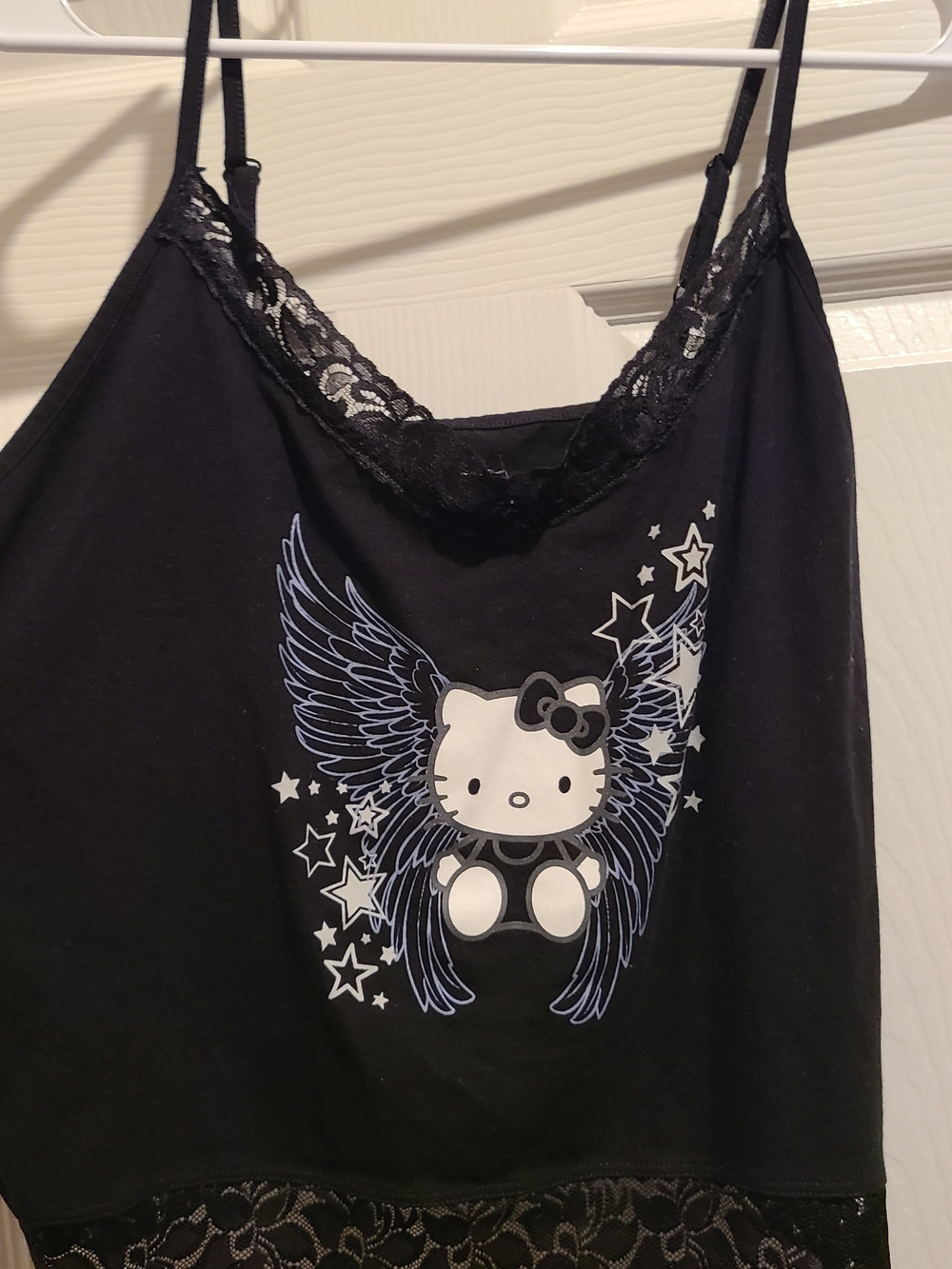 NWOT Hot Topic - Hello Kitty Black Lace-Trim Tank with Angel Wings Graphic 3X